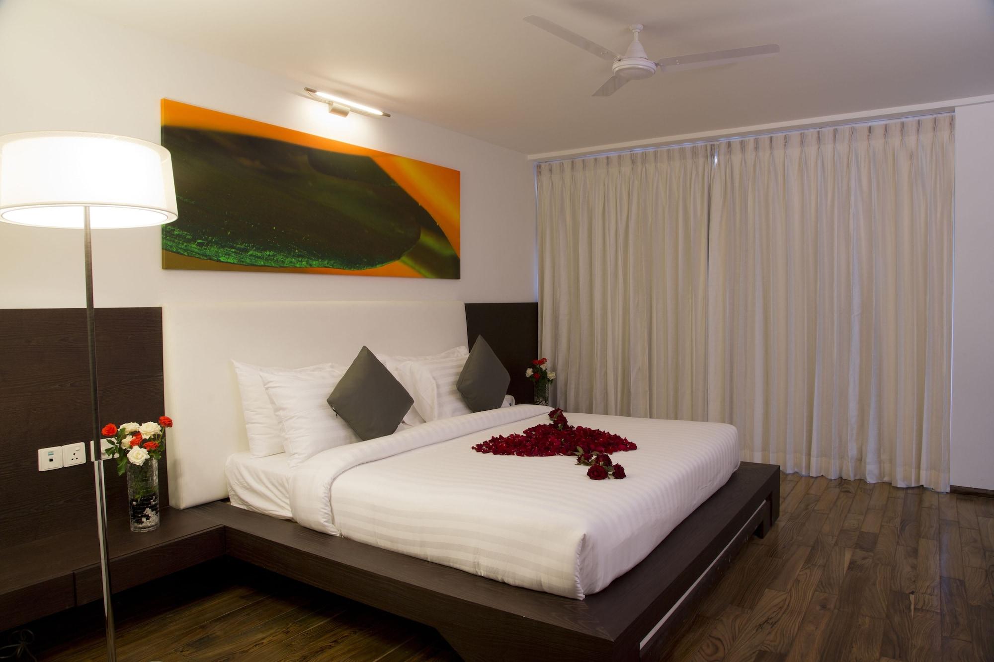 Springs Hotels And Spa Bangalore Habitación foto